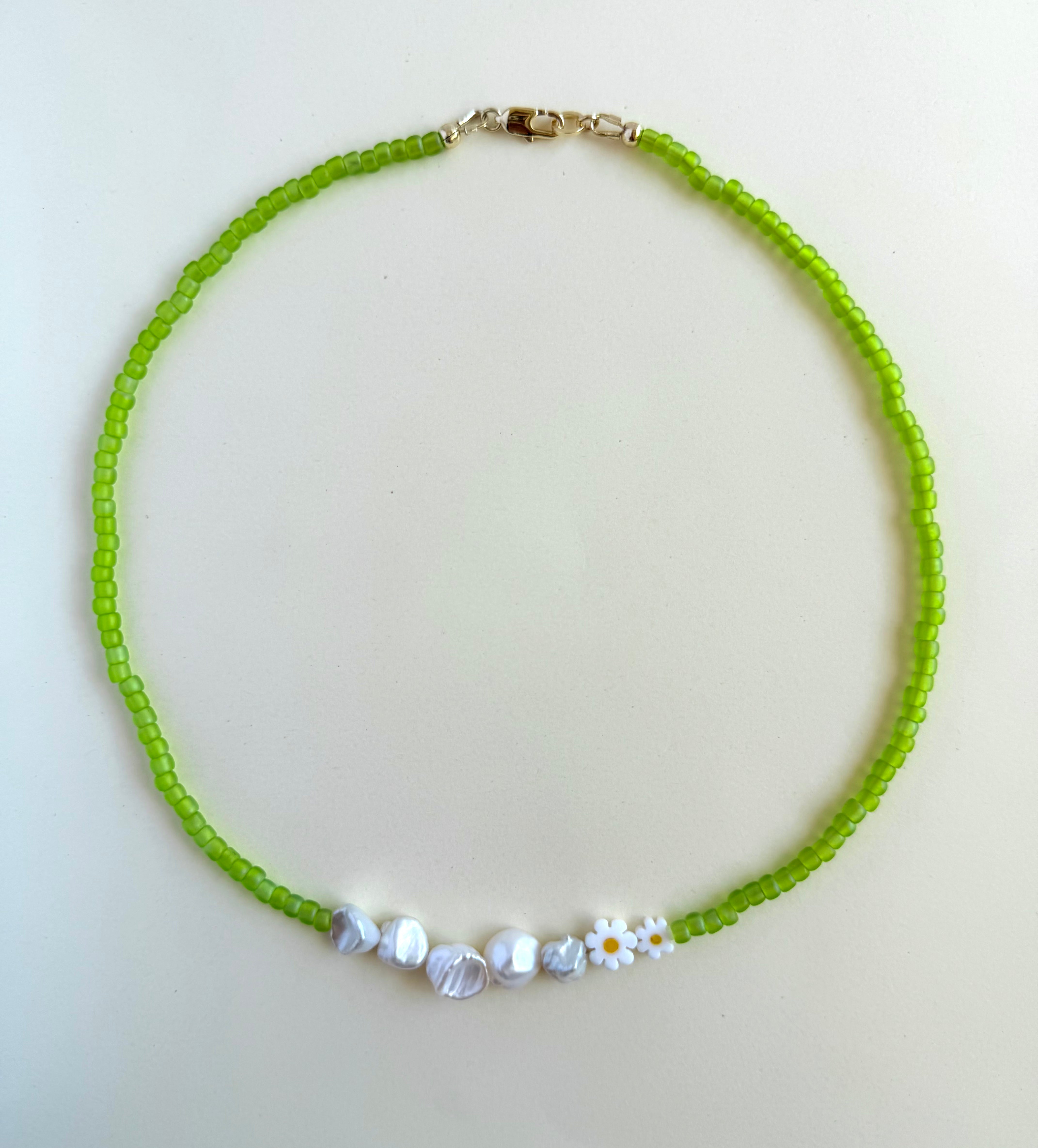 Daisy Pearl